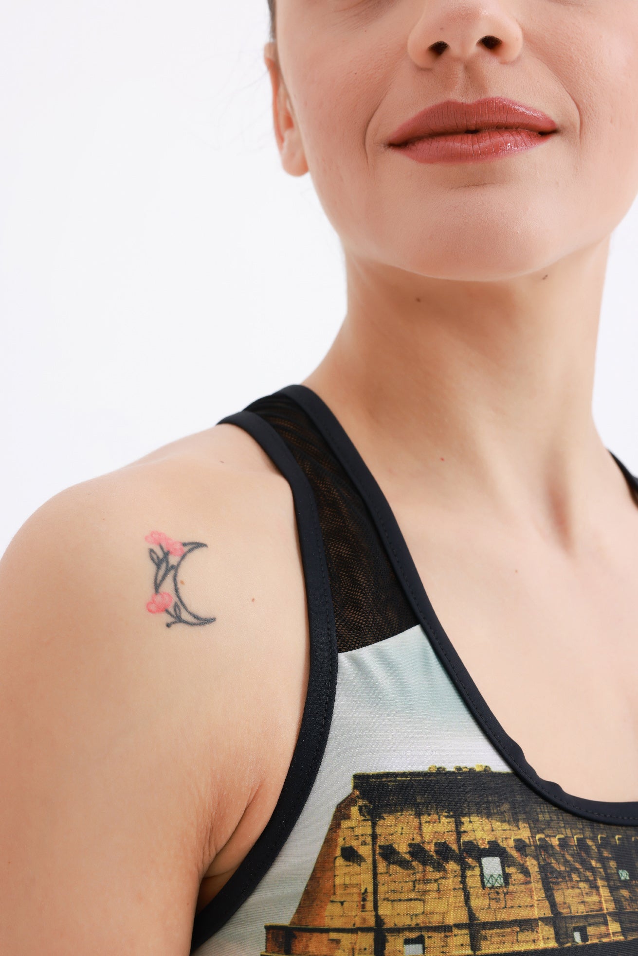 Colosseo T-Back Top Women